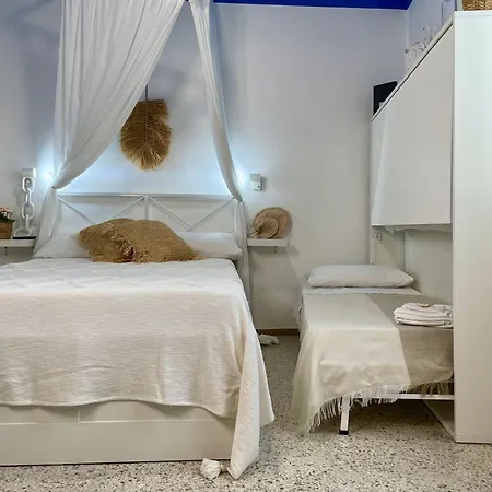 La Casa Del Pescatore N 33 - Porto Di St Spirito דירה *